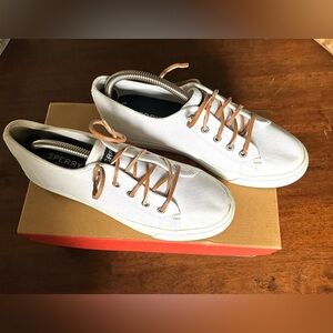 Sperry White Platform Sneakers 7-1/2 Women’s
